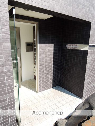 ワールドパレス札幌中央の玄関写真