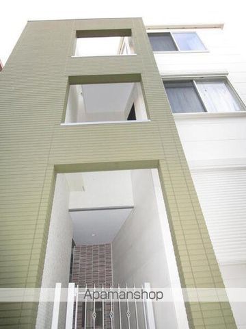 Y−SQUAREの外観写真