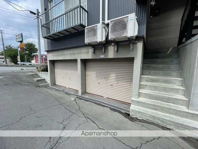 鈴真ハイツB棟の外観写真