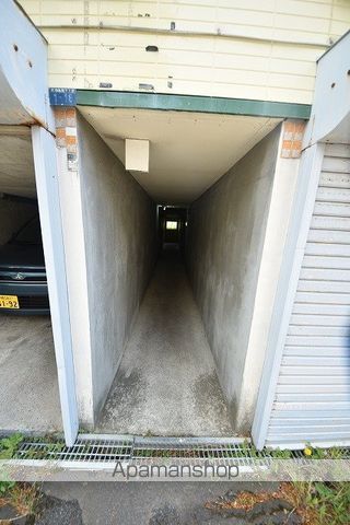 クラブハウスの玄関写真