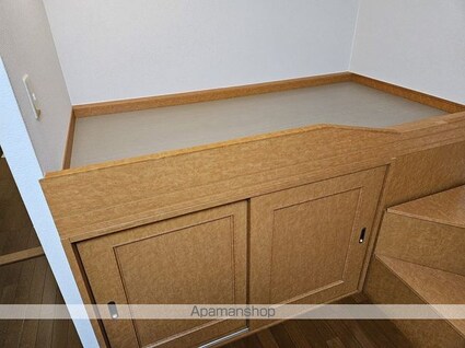 レオパレスリバーサイドタイラ[1K/22.7m2]の内装3