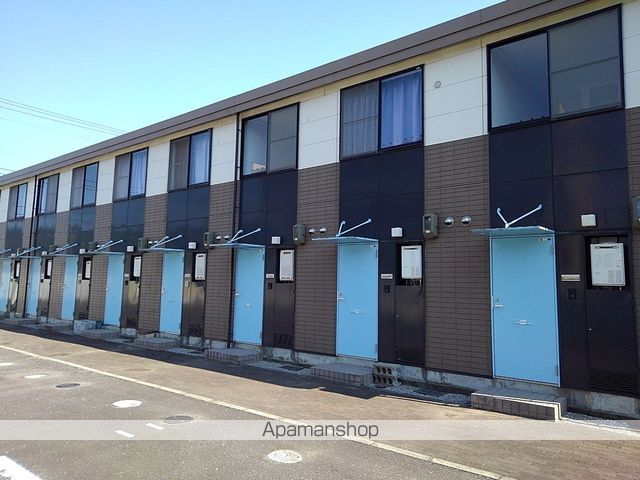 レオパレス東屋島の外観写真