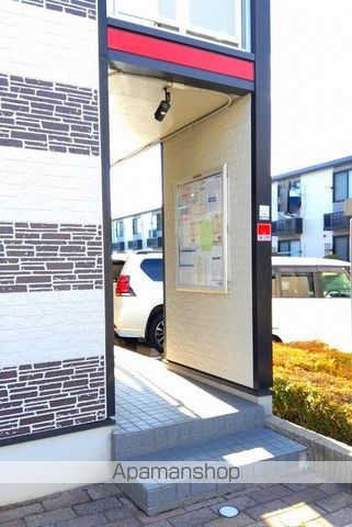 レオパレスセキバBの玄関写真