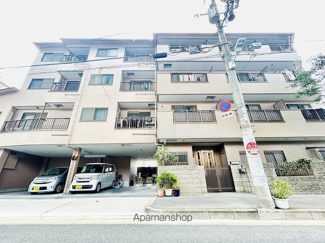 コンフォート中宮の外観写真