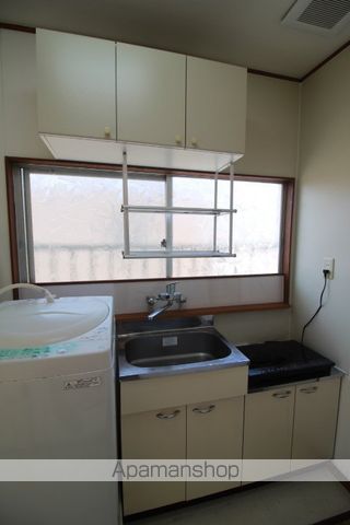 TSUSHIMA HIGASHI APARTMENTの内装写真