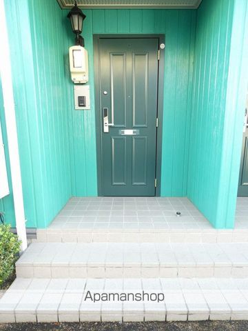 リビングタウン愛野の玄関写真