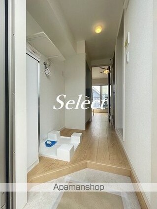 神奈川県横浜市磯子区杉田３丁目[1K/16.1m2]の玄関