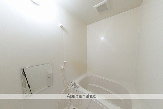 フローリアン松波の内装写真