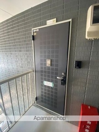 コンフォート東中島[2K/34.7m2]のエントランス1