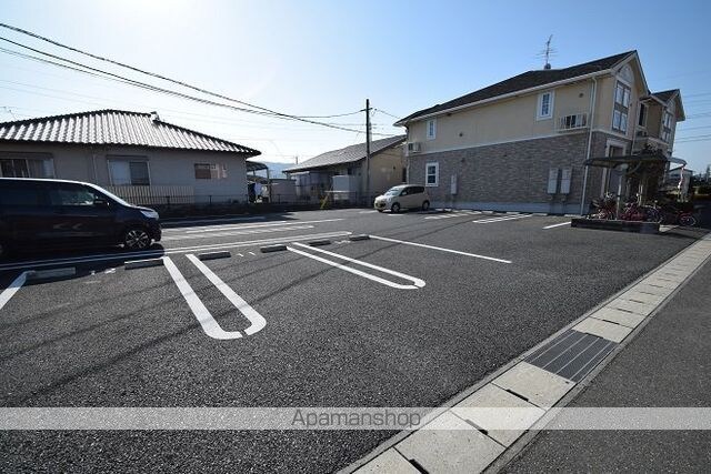 ＡＬＢＡ　Ａ[2LDK/57.58m2]の駐車場2