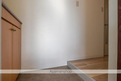 グリーンアレイ２６　Ｄ・Ｅ[3DK/50.1m2]の玄関