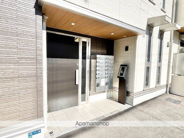 D−ROOM立花の玄関写真