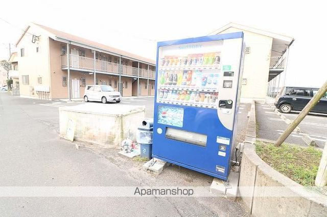 フェヴァリーFの玄関写真