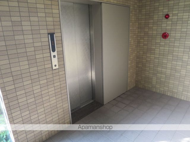 O・G・S FUKUSHIMAの玄関写真