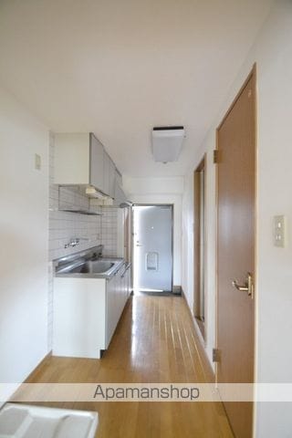 アークハイツ内山下の内装写真