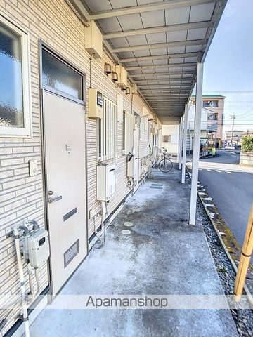 サンハイツカイガ五番館の玄関写真
