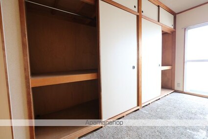 角内マンション[2LDK/65.49m2]の収納