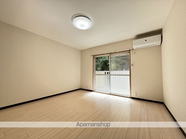 シャトレ蔵持の内装写真