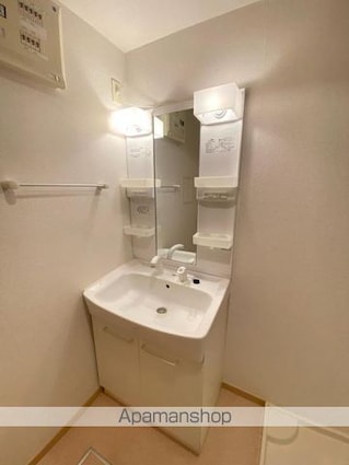 ベル・メゾン鶴市Ｂ[2LDK/57.58m2]の洗面所