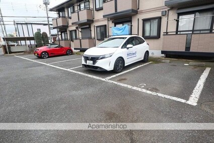 東京都立川市柏町３丁目[1LDK/41m2]の駐車場