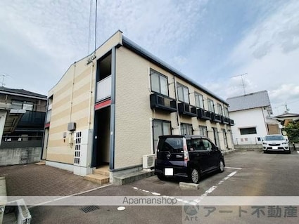 レオパレスメゾン枝松[1K/22.35m2]の駐車場3