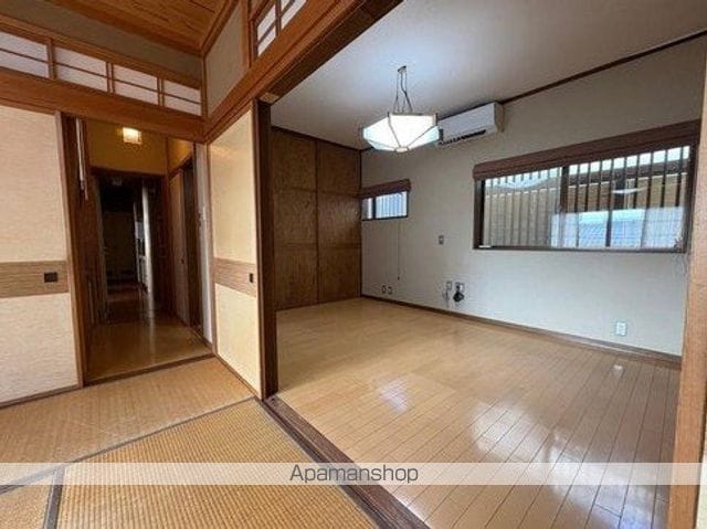 青山新町27番4号の内装写真