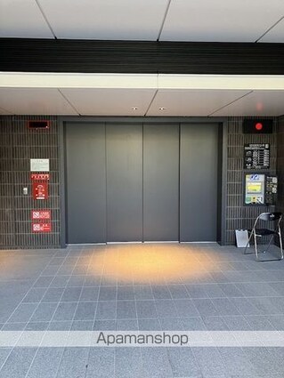 ザ・パークハウス千代田六番町[3LDK/84.37m2]の周辺1