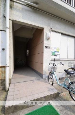 吉村ビルの玄関写真
