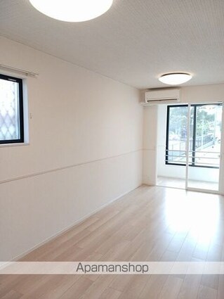 グランブルー西都　Ｂ[1LDK/50.01m2]のリビング・居間1