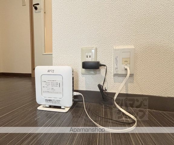 エリーフラッツ西ノ京の内装写真