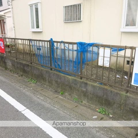 チャレンジコイズミの玄関写真
