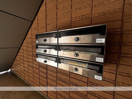 メゾン・ベレオＡ棟[2LDK/53.87m2]の共用部1