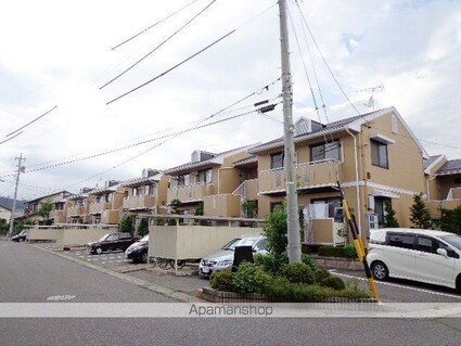 メゾンアザレアＣ[3DK/55.4m2]の外観2