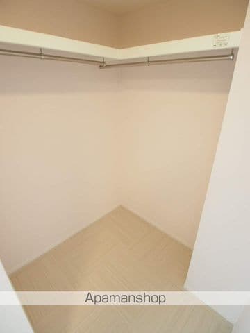 Cleverie IIの内装写真