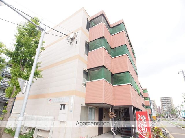 ラフォーレ新札幌Bの外観写真