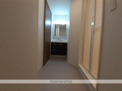 ラ・フォルシュ[1LDK/50.18m2]の洗面所