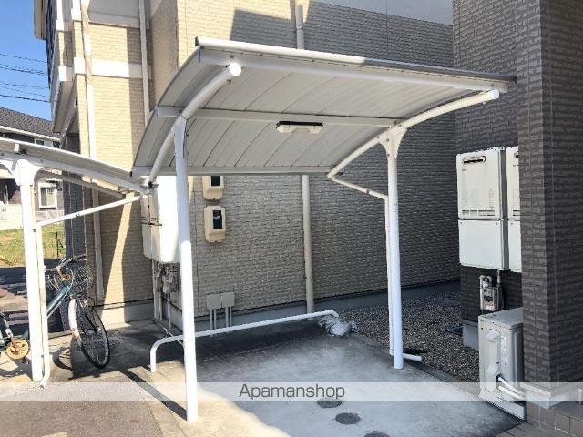 クレストハイムIIの外観写真