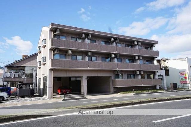 第2岸本マンションの外観写真