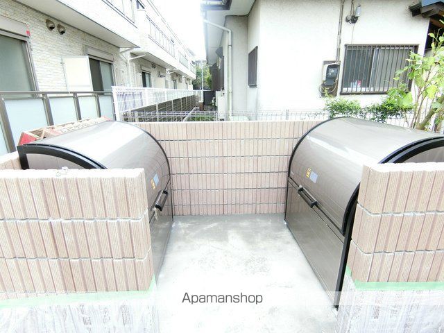 リブリ・武蔵小金井の玄関写真