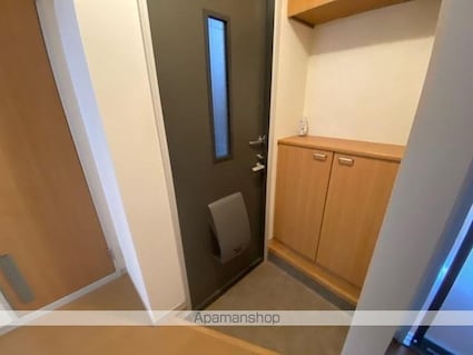 ファミール牟礼[3DK/54.07m2]の玄関