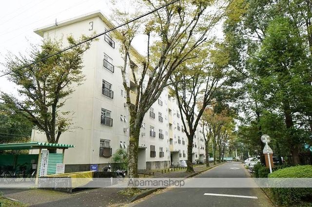 松富団地3号棟の外観写真
