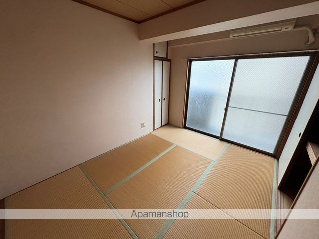 アダチイエムの内装写真