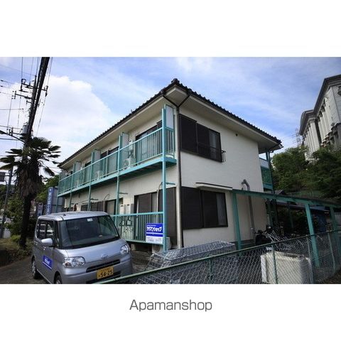 スチューデントハウスの外観写真