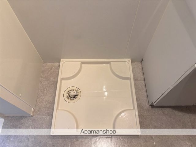 長岡市 2階建 築18年の内装写真
