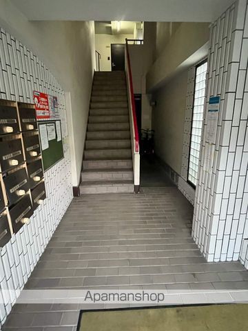 ハイツ五條の玄関写真
