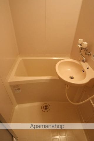 シャーツ石橋の内装写真