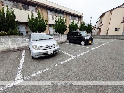 セジュールＫ１[2LDK/53.46m2]の駐車場2