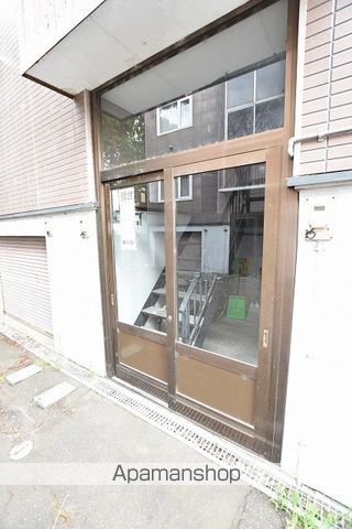 ワイズ当別B棟の玄関写真