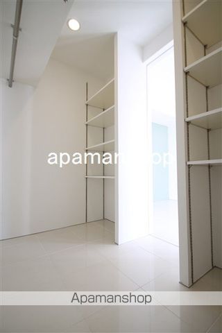 URBANFLATS湊町の内装写真