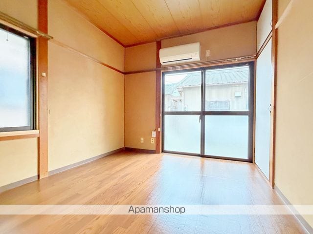 浜松市中央区 1階建 築49年の内装写真
